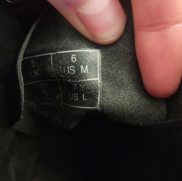 Dr Martens Women's size 7 platform leather boots - Picture 8 of 9